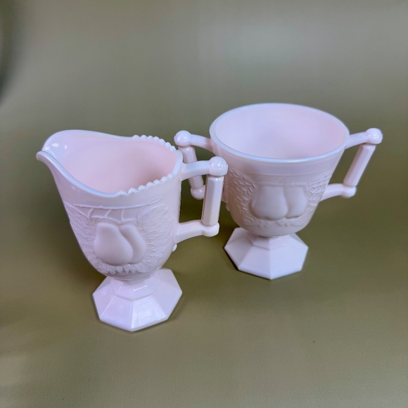 Jeannette Shell Pink Milk Glass Sugar & Creamer | BALT Pear Pattern - Picture 6 of 16